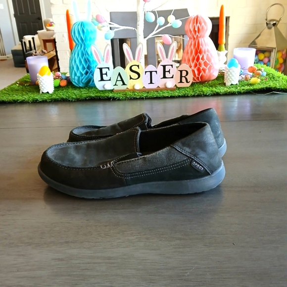 Mens Leather Crocs Slip Ons Size 12 Excellent Condition - Picture 1 of 6